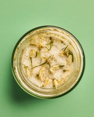 Open jar of Wild Foraged Leek Salt
